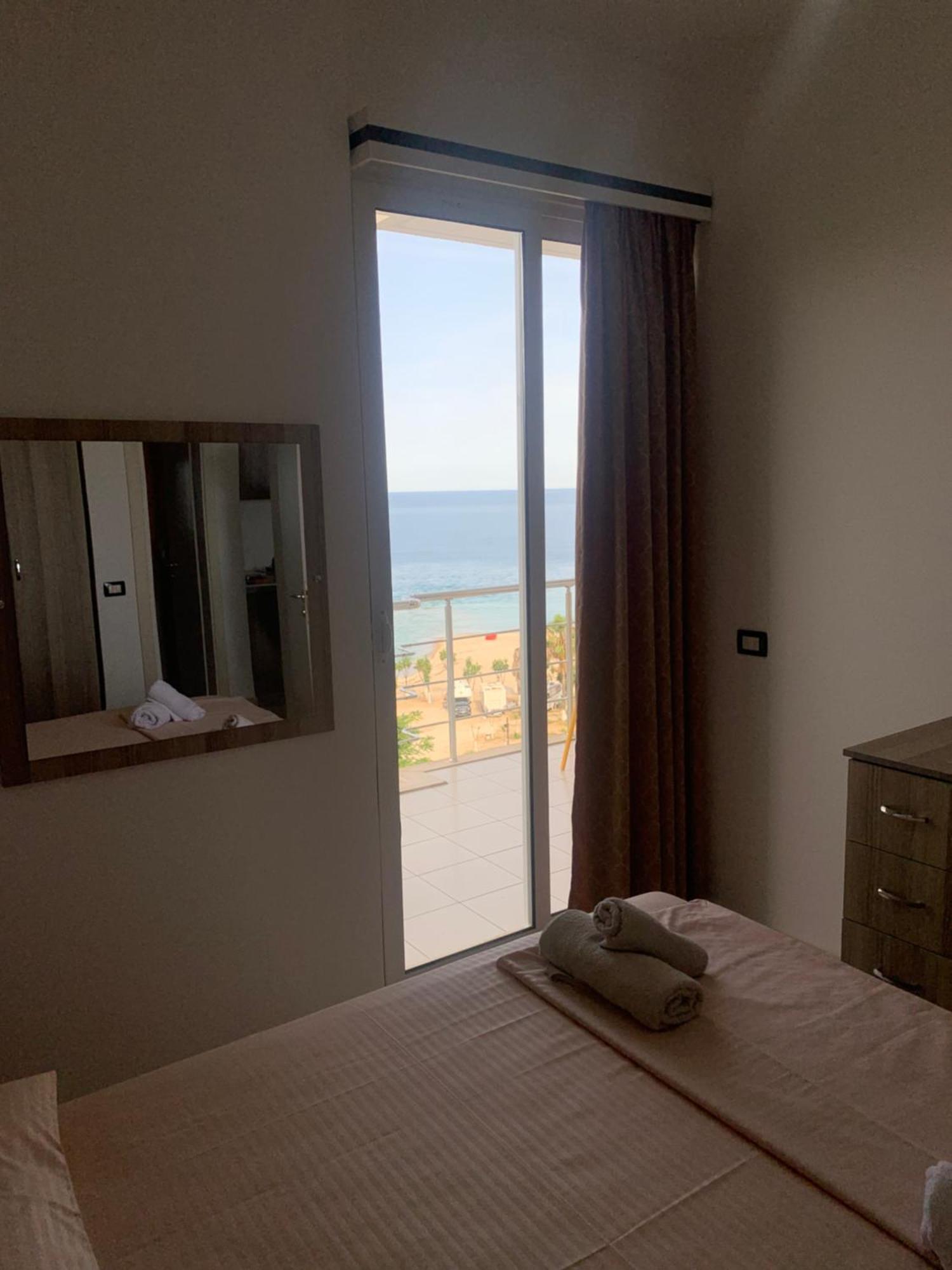 Adriatik Apartaments Sarande Exterior photo